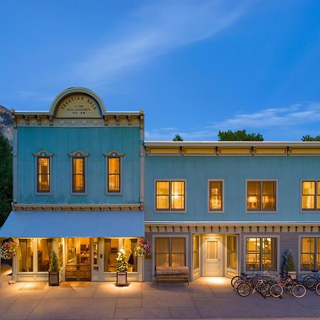 Eleven Scarp Ridge Lodge 마운트크레스티드부트 외부 사진
